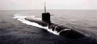 Sous-marin-nucleaire_383