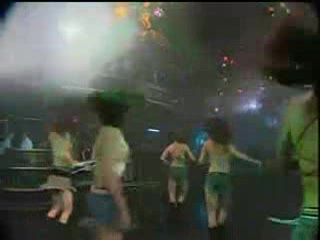 迪厅靓女领舞火爆现场