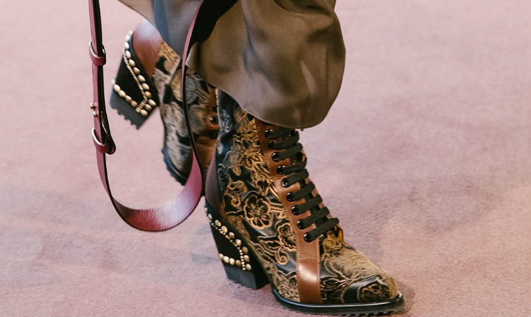 Чем заменить высокий каблук? Самые модные альтернативы этой осени