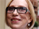 Инна Чурикова сломала руку и ногу, упав в «Шереметьево»