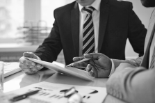 Chefs d’entreprise non salariés : comment pallier la faible prévoyance obligatoire ?